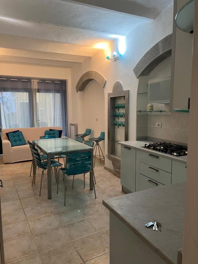 ホテル La Torretta A San Terenzo レーリチ エクステリア 写真