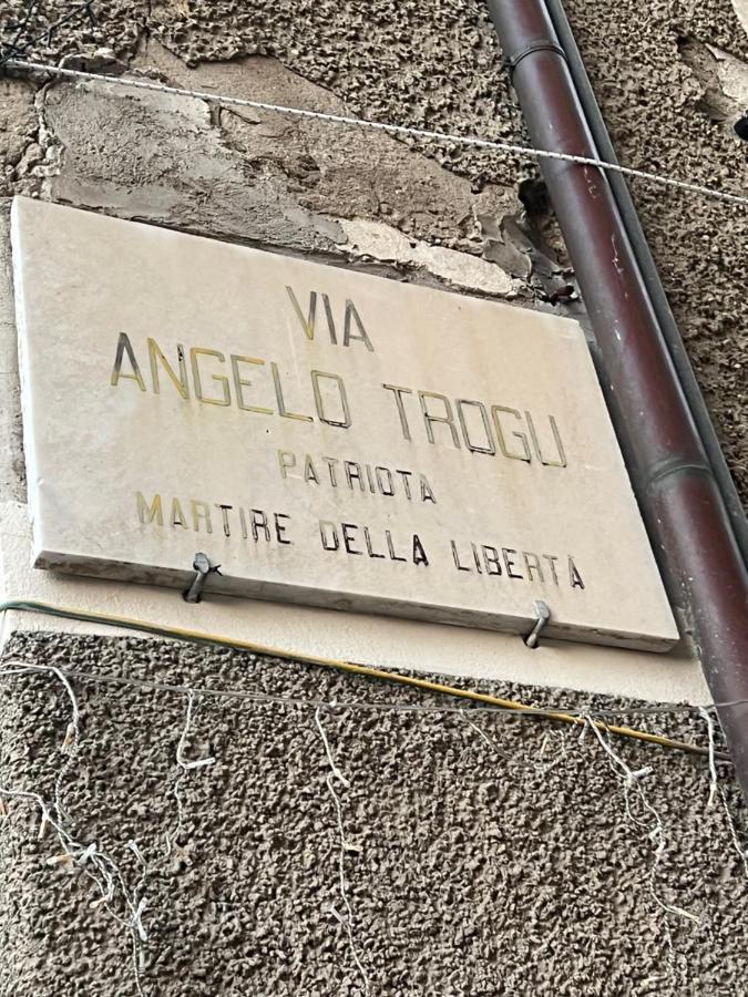ホテル La Torretta A San Terenzo レーリチ エクステリア 写真