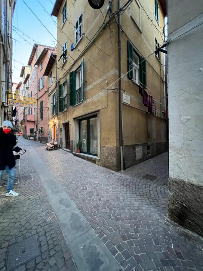 ホテル La Torretta A San Terenzo レーリチ エクステリア 写真