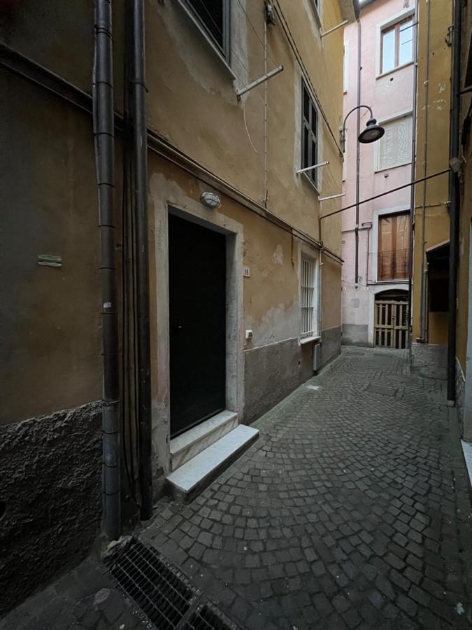 ホテル La Torretta A San Terenzo レーリチ エクステリア 写真